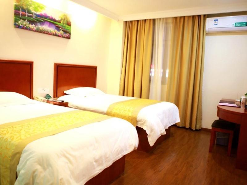Greentree Inn Shanghai Hongqiao Hub Cao'An Road Huajiang Branch Road Express Hotel Jiading Buitenkant foto