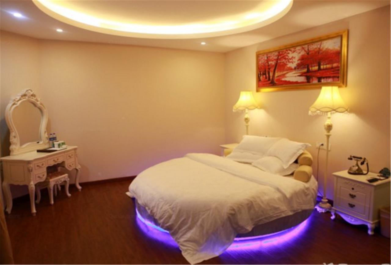 Greentree Inn Shanghai Hongqiao Hub Cao'An Road Huajiang Branch Road Express Hotel Jiading Buitenkant foto