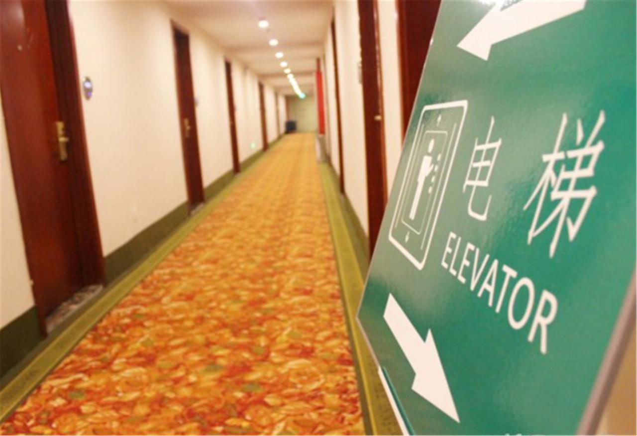 Greentree Inn Shanghai Hongqiao Hub Cao'An Road Huajiang Branch Road Express Hotel Jiading Buitenkant foto